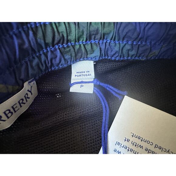 Burberry Men's Navy IP Check Boxer Swim Shorts S 8090044 Portugal NWT $550 - Picture 9 of 11